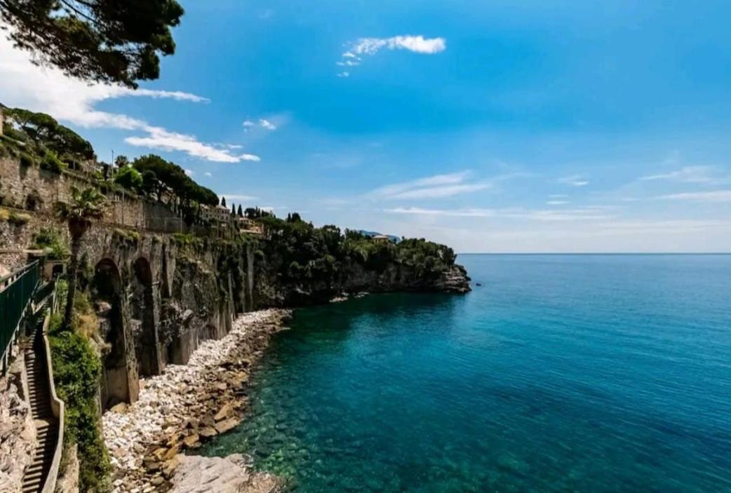 Pieve Ligure A Picco Sul Mare Con Piscina Villa Regina Kültér fotó