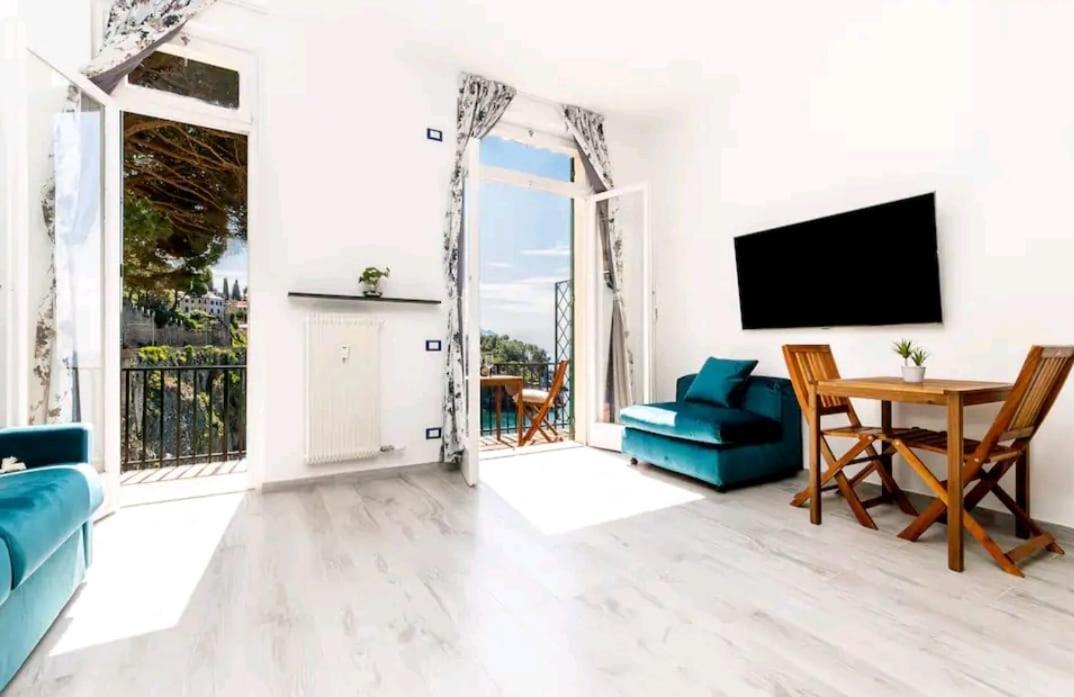 Pieve Ligure A Picco Sul Mare Con Piscina Villa Regina Kültér fotó